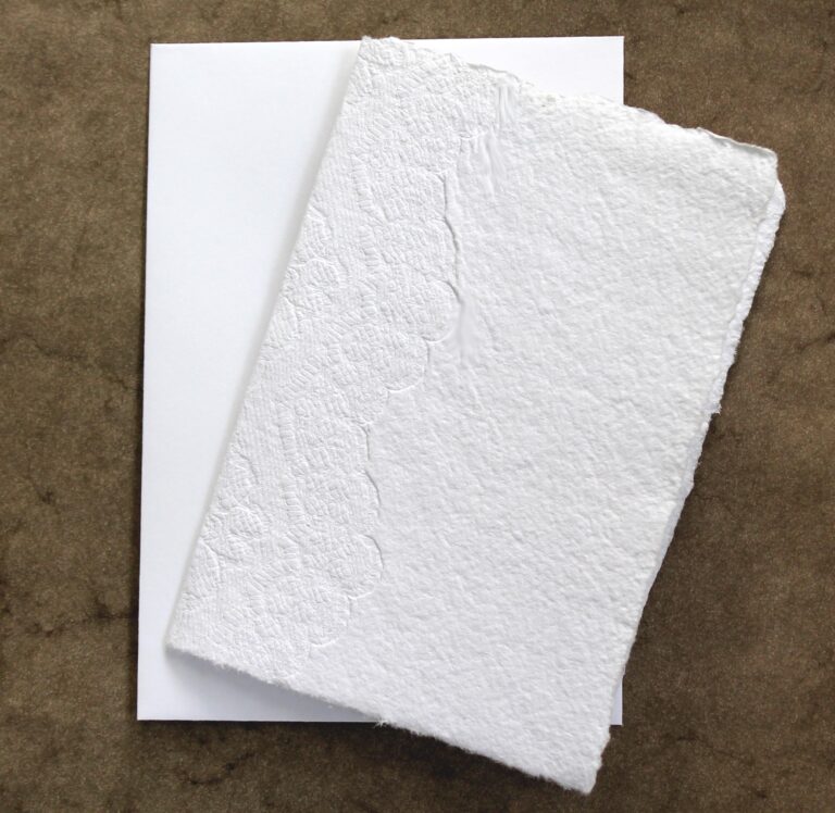 Spetskort A6 vitt papper nr. 2